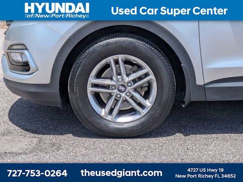 Used 2018 Hyundai Santa Fe Sport FWD image 10