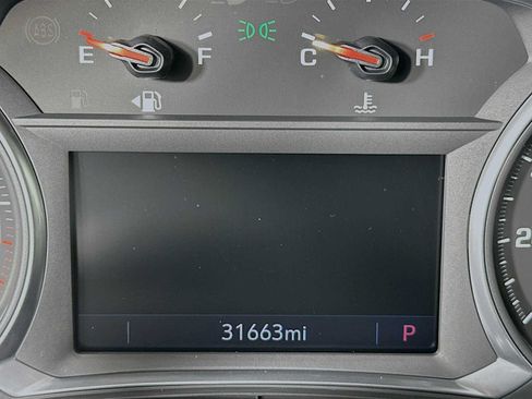 Used 2020 Chevrolet Traverse RS FWD image 12