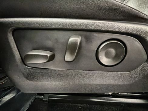 Used 2024 Chevrolet Colorado Trail Boss w/ Technology Package image 14