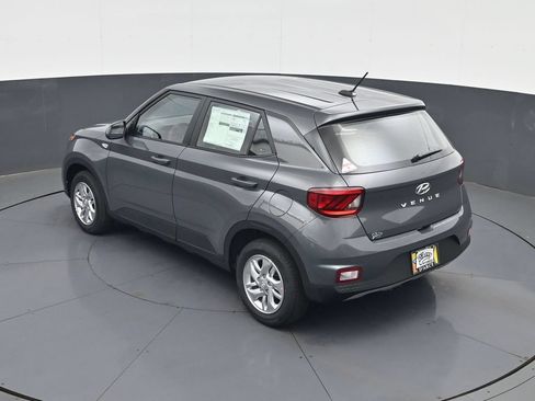 New 2026 Hyundai Venue SE FWD image 19