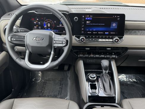 Used 2024 Chevrolet Colorado ZR2 w/ ZR2 Bison Edition image 22