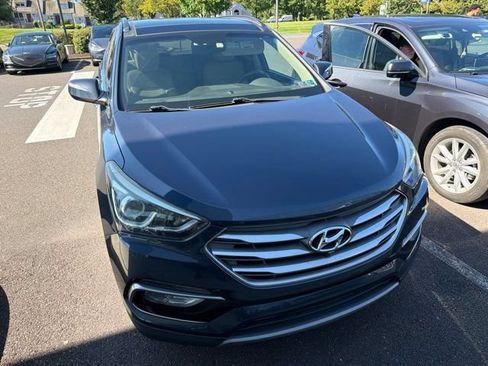 Used 2017 Hyundai Santa Fe Sport w/ 2.4L Tech Package 04 AWD/4WD image 17