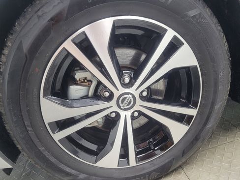 Used 2023 Nissan Sentra SV w/ All-Weather Package image 31