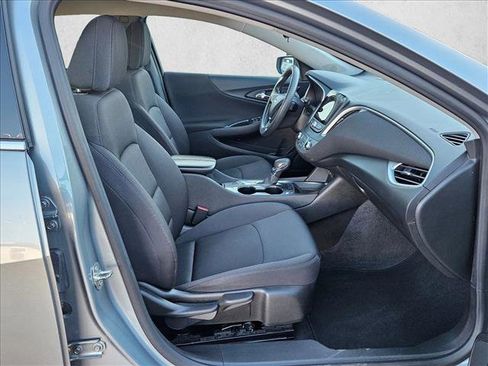 Used 2024 Chevrolet Malibu LT image 20