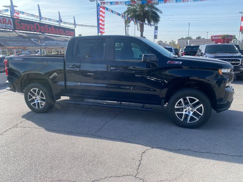 Used 2020 Chevrolet Silverado 1500 LT Trail Boss image 5