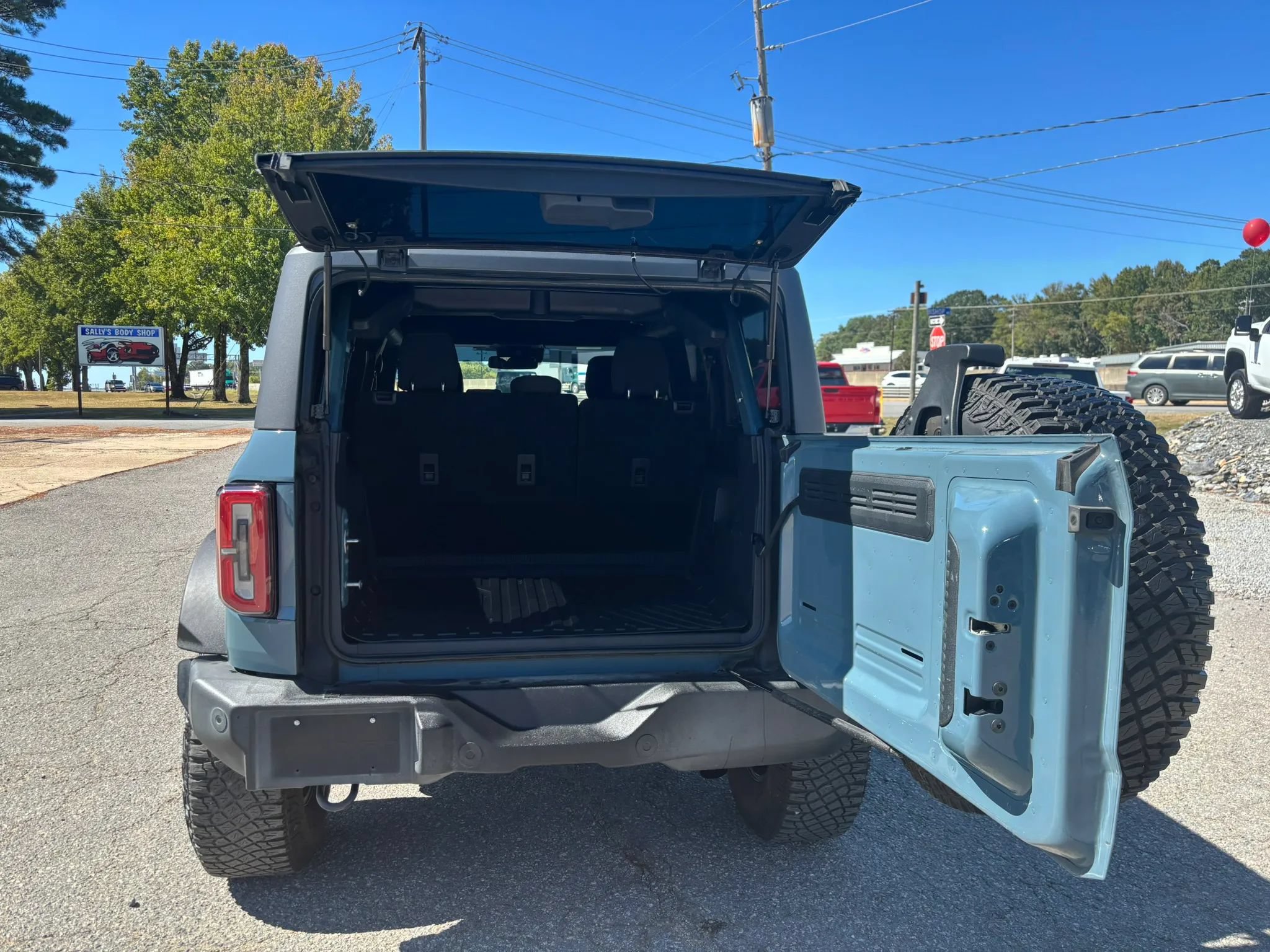 Used 2021 Ford Bronco Wildtrak AWD/4WD image 17