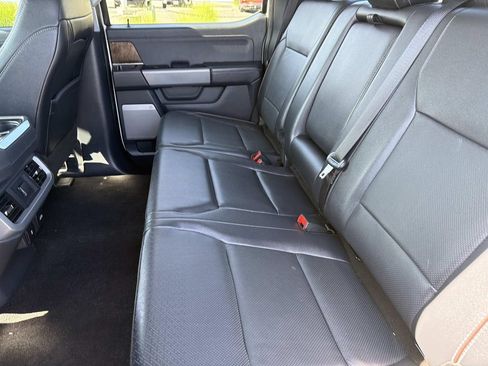 Used 2022 Ford F150 Lariat RWD image 21