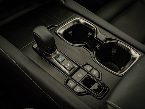 Certified 2024 Lexus RX 450h AWD w/ Convenience Package image 34