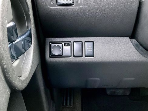 Used 2015 Nissan Xterra PRO-4X w/ Nevada Tow Package image 31