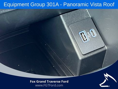 Certified 2024 Ford Edge Titanium w/ Equipment Group 301A AWD/4WD image 25