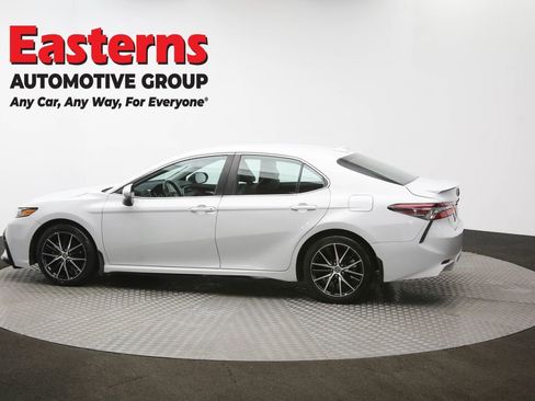 Used 2023 Toyota Camry SE image 60