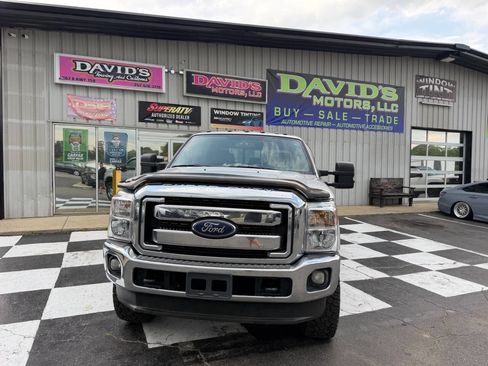 Used 2012 Ford F250 Lariat w/ Lariat Interior Pkg AWD/4WD image 3