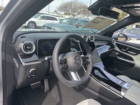 New 2026 Mercedes-Benz GLC 300 4MATIC image 11
