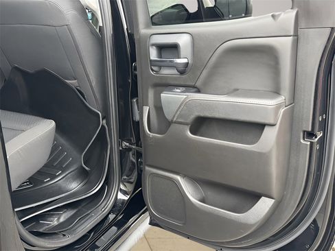 Used 2018 Chevrolet Silverado 1500 LT image 20