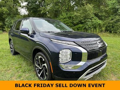 Used 2023 Mitsubishi Outlander SE