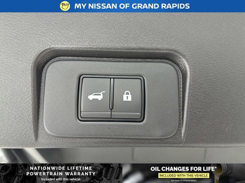 New 2026 Nissan Rogue SV image 17