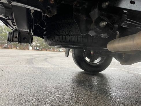 Used 2019 Toyota Tacoma TRD Sport image 16