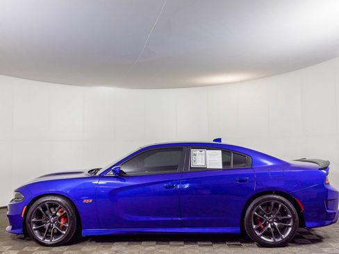 Used 2022 Dodge Charger Scat Pack RWD image 20