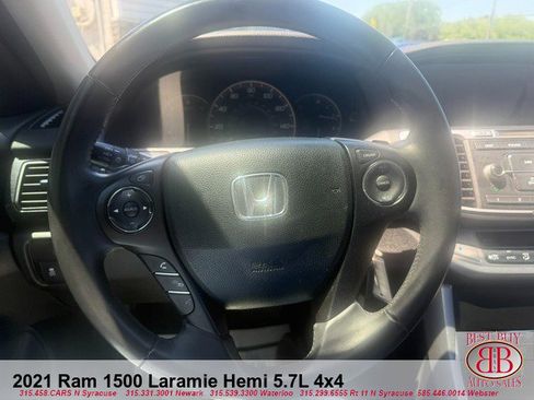 Used 2021 RAM 1500 Laramie AWD/4WD image 21