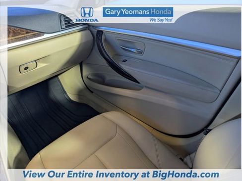 Used 2015 BMW 328i Gran Turismo xDrive image 15