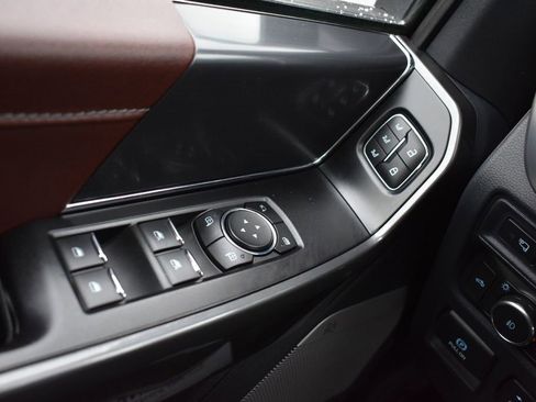 Used 2022 Ford F150 Lariat w/ Equipment Group 502A High image 27