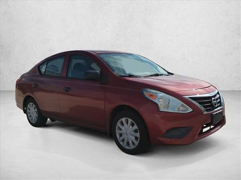 Used 2015 Nissan Versa S Plus FWD image 3