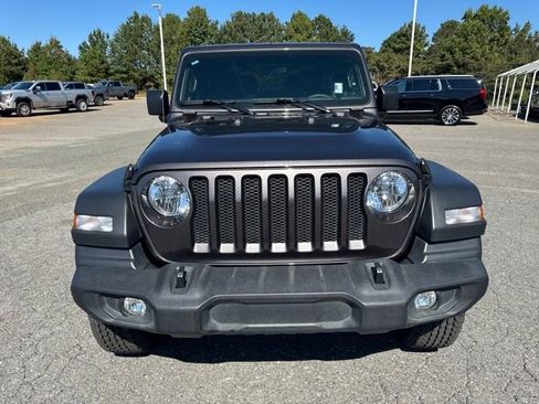 Used 2019 Jeep Wrangler Sport S image 8