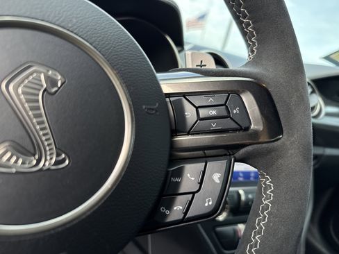 Used 2020 Ford Mustang Shelby GT500 w/ Technology Package RWD image 19