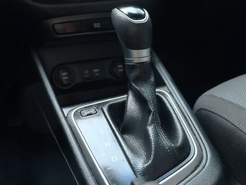 Used 2018 Hyundai Accent SE image 49