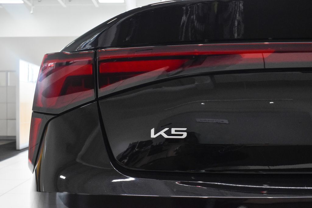 Used 2025 Kia K5 GT w/ GT1 Package FWD image 13
