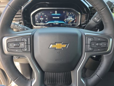 Used 2025 Chevrolet Silverado 2500 LT w/ Convenience Package AWD/4WD image 30