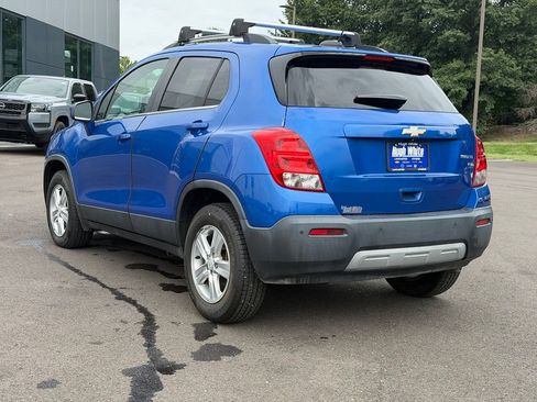 Used 2015 Chevrolet Trax LT w/ LT Sun and Sound Package AWD/4WD image 4