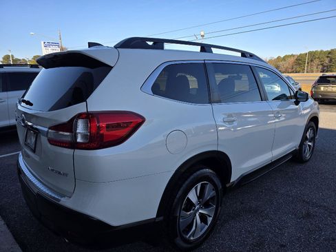 Used 2021 Subaru Ascent Premium w/ Convenience Package image 5