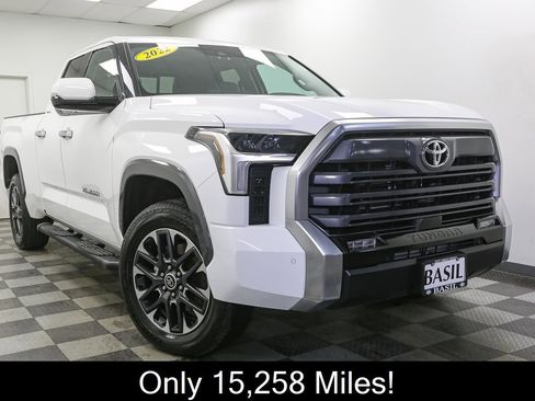 Used 2022 Toyota Tundra Limited image 2