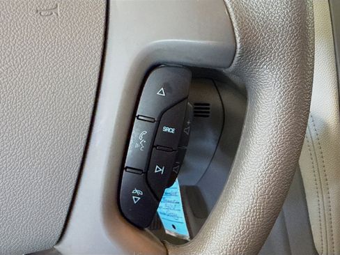 Used 2017 Chevrolet Traverse LS image 13