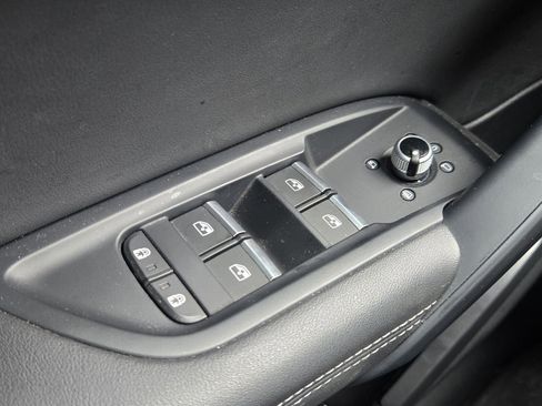 Used 2021 Audi Q5 Premium Plus w/ Premium Plus Package image 31