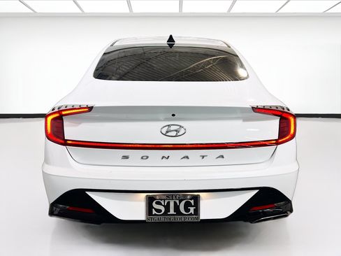Used 2023 Hyundai Sonata SEL FWD image 5
