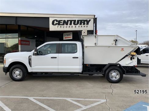 Used 2023 Ford F250 XL image 7