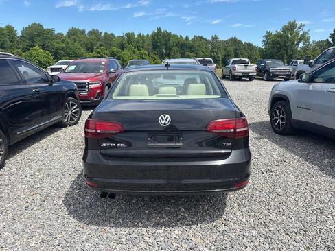 Used 2016 Volkswagen Jetta SEL FWD image 5
