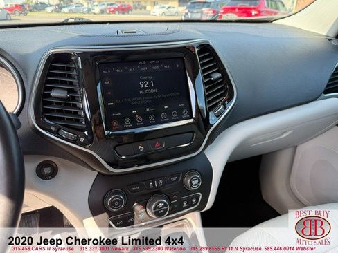 Used 2020 Jeep Cherokee Limited AWD/4WD image 19