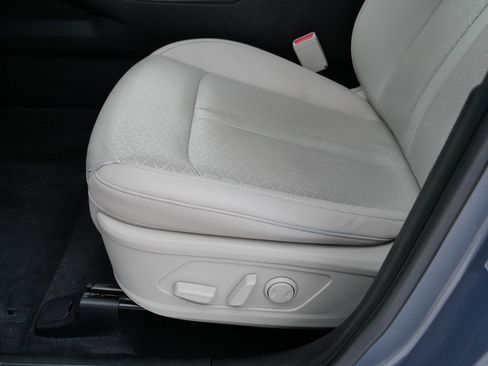 Certified 2022 Kia Sorento S w/ Panoramic Sunroof Package image 20