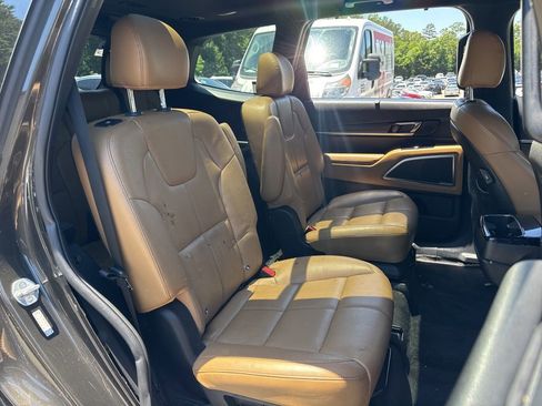 Used 2020 Kia Telluride SX w/ Towing Package AWD/4WD image 8