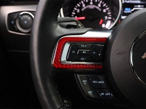 Used 2020 Ford Mustang GT Premium image 11