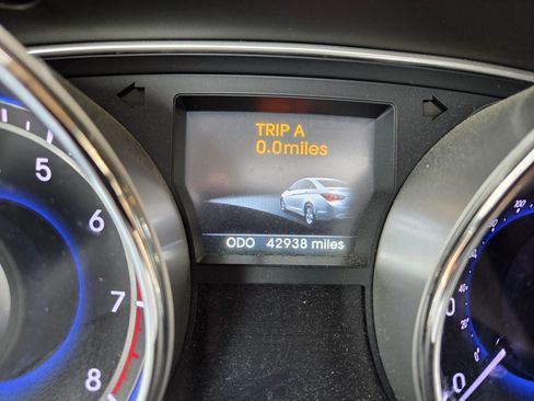 Used 2014 Hyundai Sonata Limited FWD image 16
