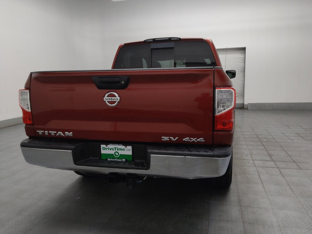 Used 2017 Nissan Titan SV AWD/4WD image 7