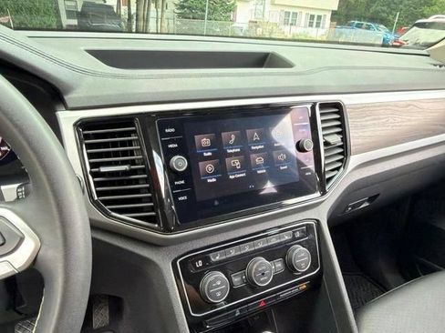 Used 2023 Volkswagen Atlas SE AWD/4WD image 36