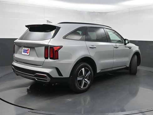 Used 2023 Kia Sorento EX w/ Panoramic Sunroof Package FWD image 26