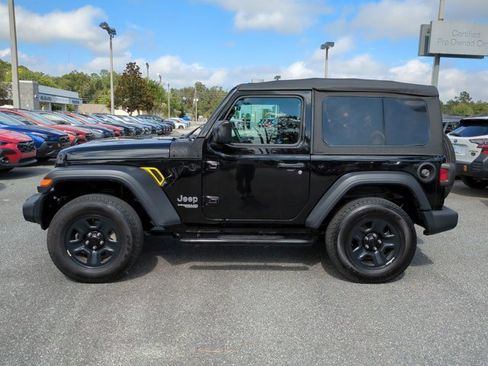 Used 2020 Jeep Wrangler Sport image 7