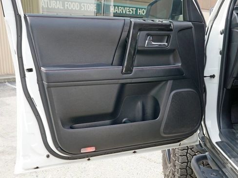 Used 2017 Toyota 4Runner TRD Pro image 13