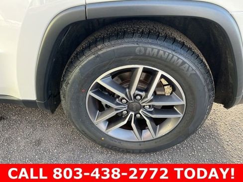 Used 2021 Jeep Grand Cherokee Limited w/ Luxury Group II image 30